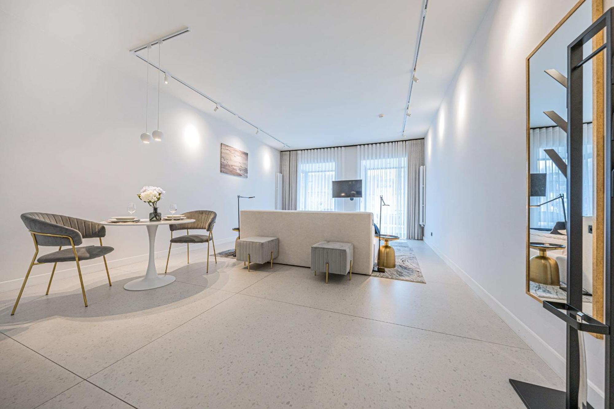 Rent Like Home - Deo Plaza Wyspa Spichrzow Gdańsk Extérieur photo